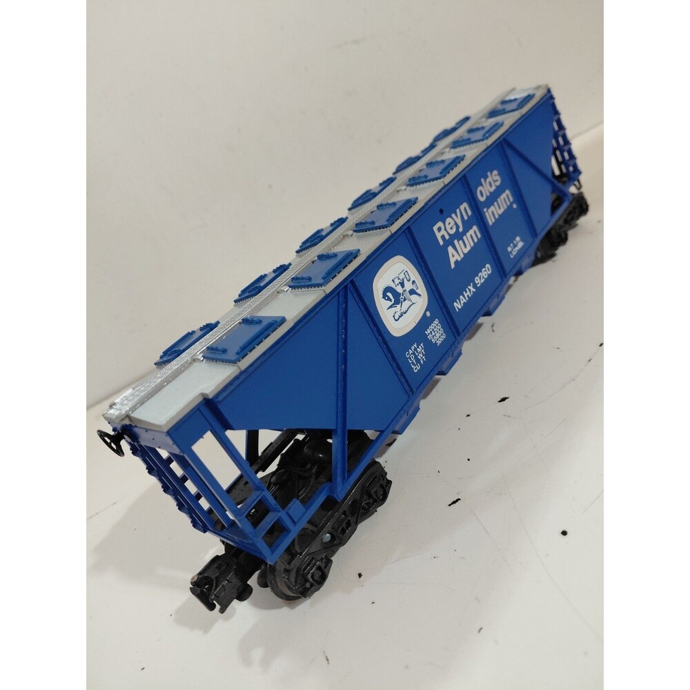 Lionel 6-9260 O Gauge Model Railroad Reynold Aluminum 4 Bay Covered Hopper Car